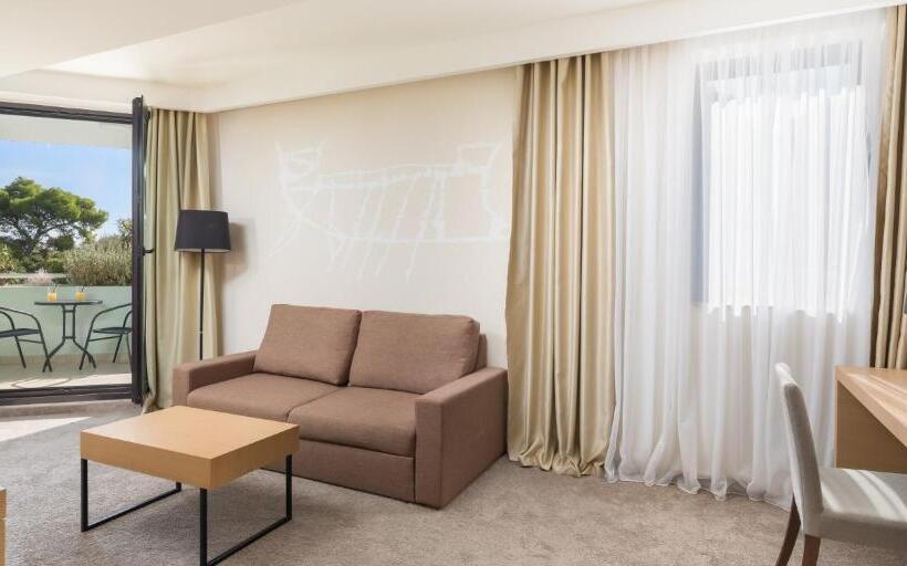 발코니가 있는 스위트, Aminess Liburna