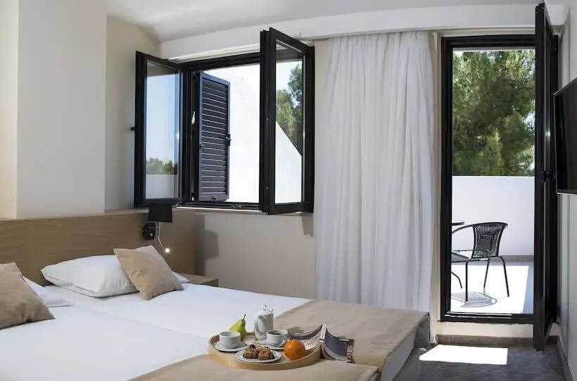 Comfort room with balcony, Aminess Liburna