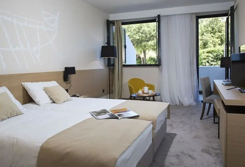 Comfort room with balcony, Aminess Liburna
