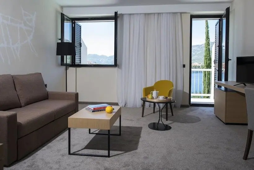 Superior suite with balcony, Aminess Liburna