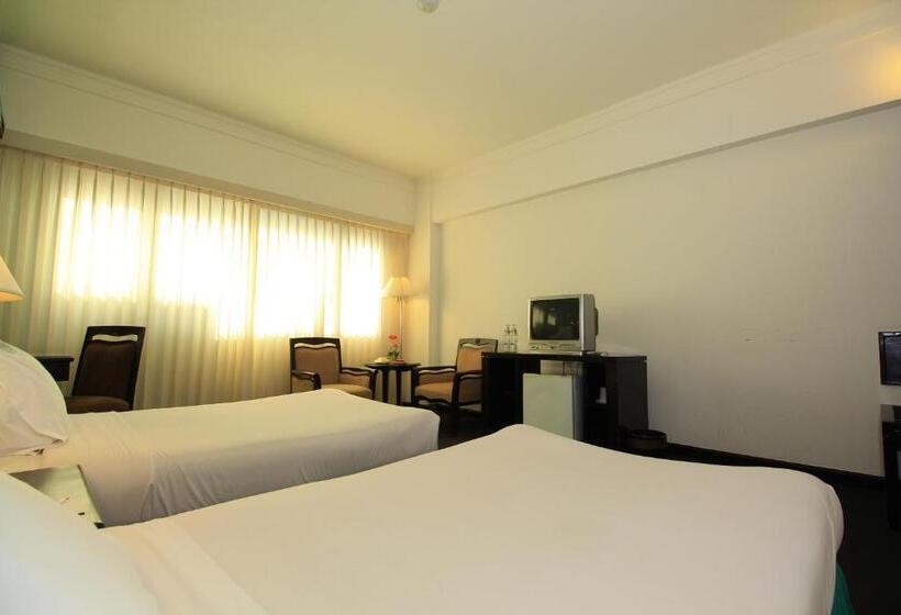 标准间, Chiangmai Hill