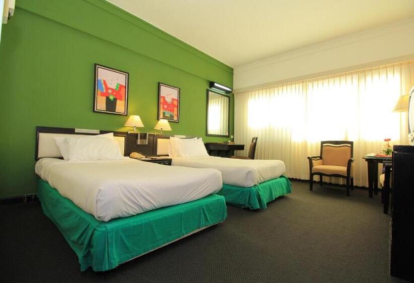 标准间, Chiangmai Hill