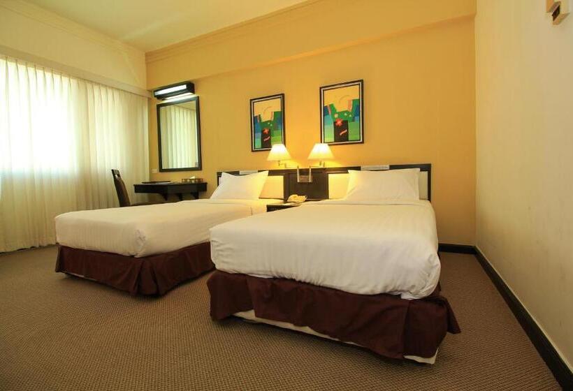 高级大房间, Chiangmai Hill