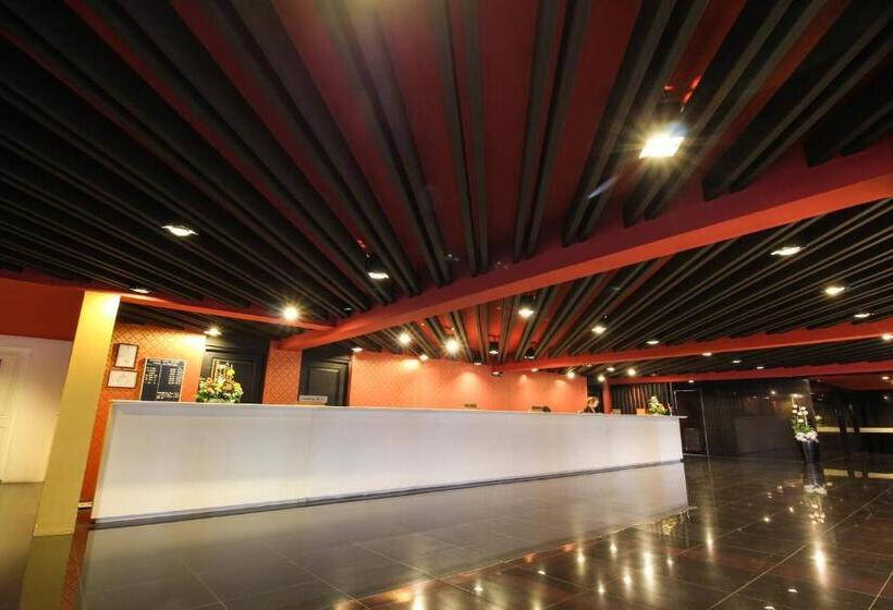 高级大房间, Chiangmai Hill