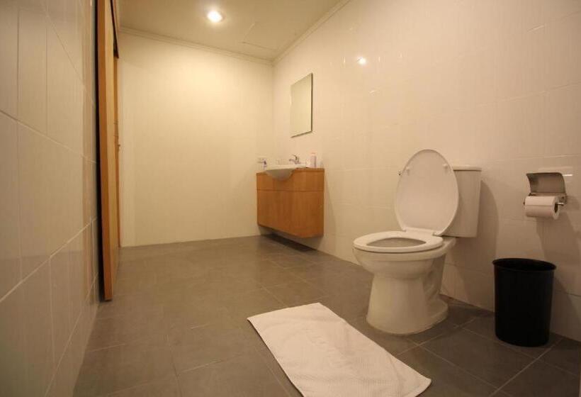 标准工作室, Chiangmai Hill