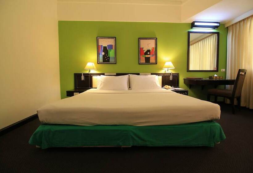 标准间, Chiangmai Hill