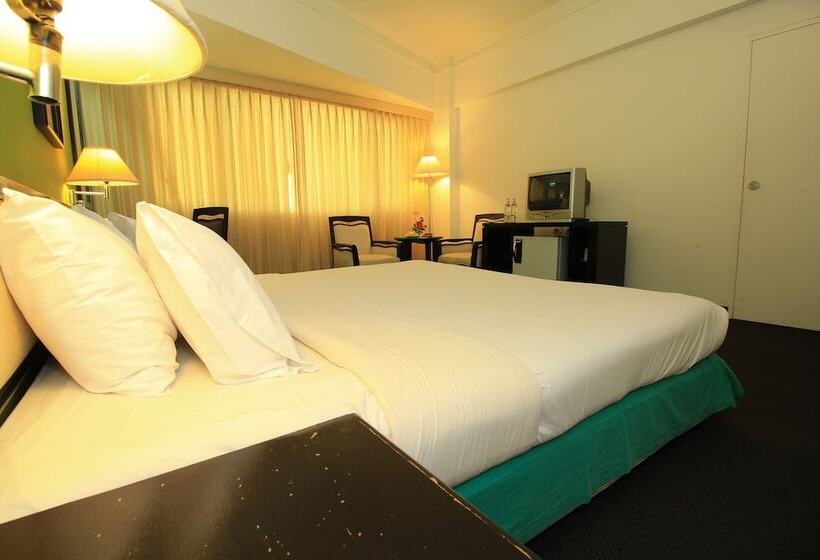 标准间, Chiangmai Hill