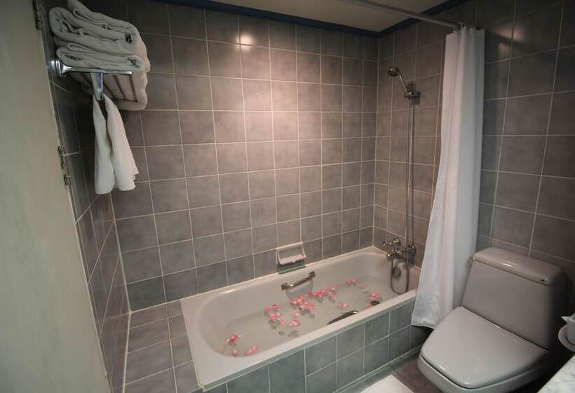 小型套房, Chiangmai Hill