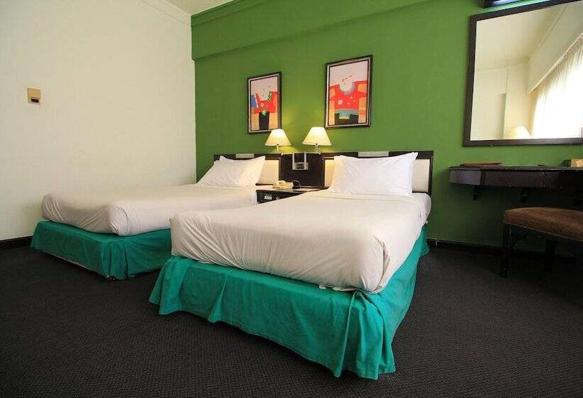 标准间, Chiangmai Hill