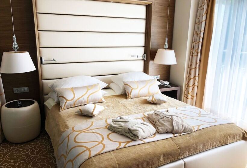 اتاق لوکس, Grand Hotel Donat Superior & Wellness Center