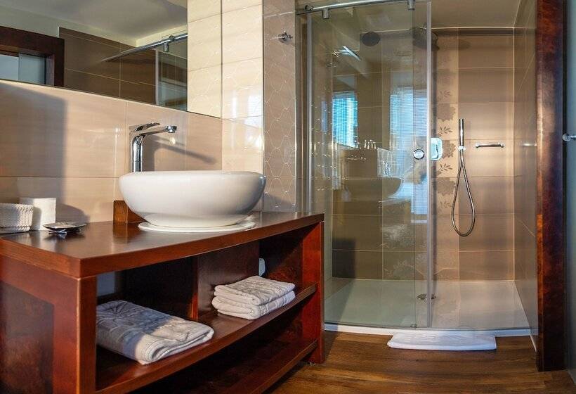 سوئیت پرزیدنت, Grand Hotel Donat Superior & Wellness Center