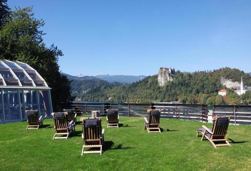 سوییت خانوادگی, Kompas