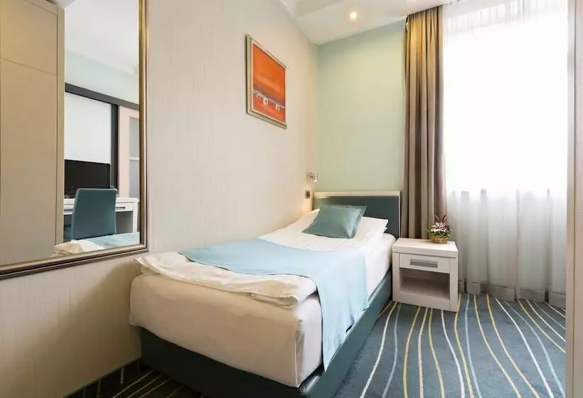 エコノミーシングルルーム, Kopernikus Hotel Prag