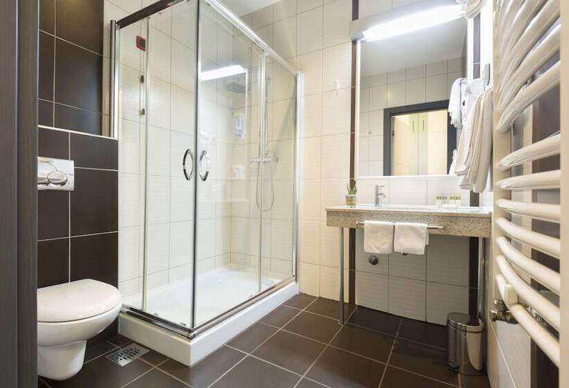 اتاق خانوادگی, Kopernikus Hotel Prag