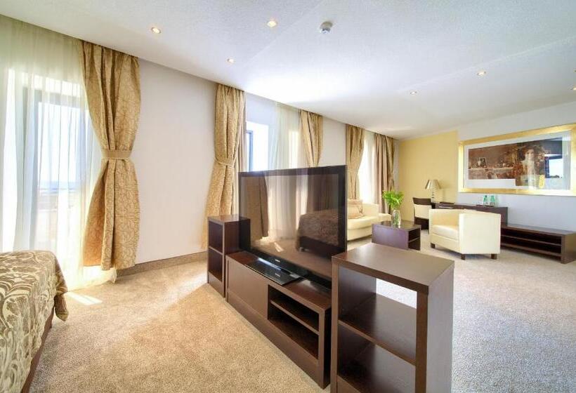 Deluxe Suite Sea View, Marina