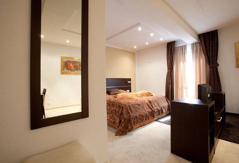 سوئیت پریمیوم با چشمانداز دریا, Marina