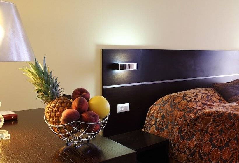 سوئیت پریمیوم با چشمانداز دریا, Marina