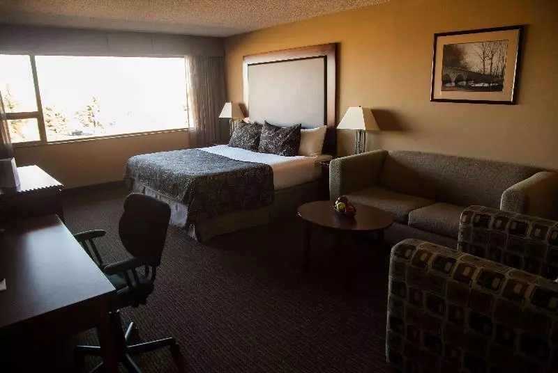 اتاق استاندارد با تخت بزرگ, Medicine Hat Lodge, Trademark Collection By Wyndham