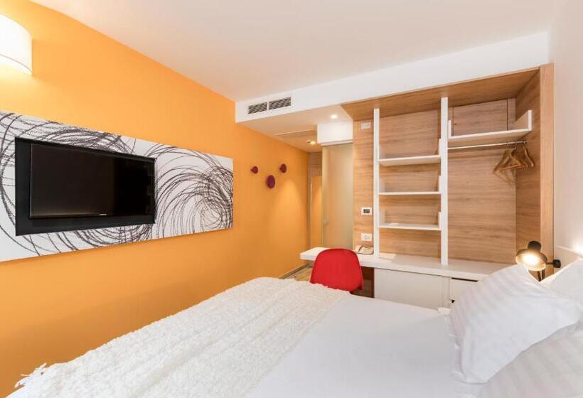 חדר סטנדרט נוף לים עם מרפסת, Pharos Hvar