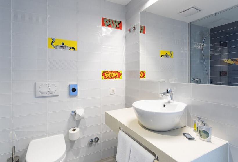 סוויטת ג'וניור עם נוף לפארק, Pharos Hvar