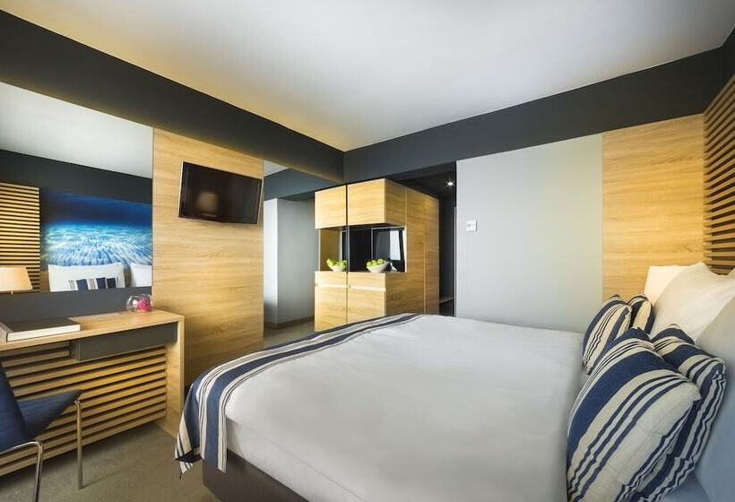 高级海景房, Admiral   Liburnia