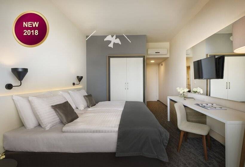 수피리어 룸 측면 바다 전망, Remisens Hotel Albatros All Inclusive