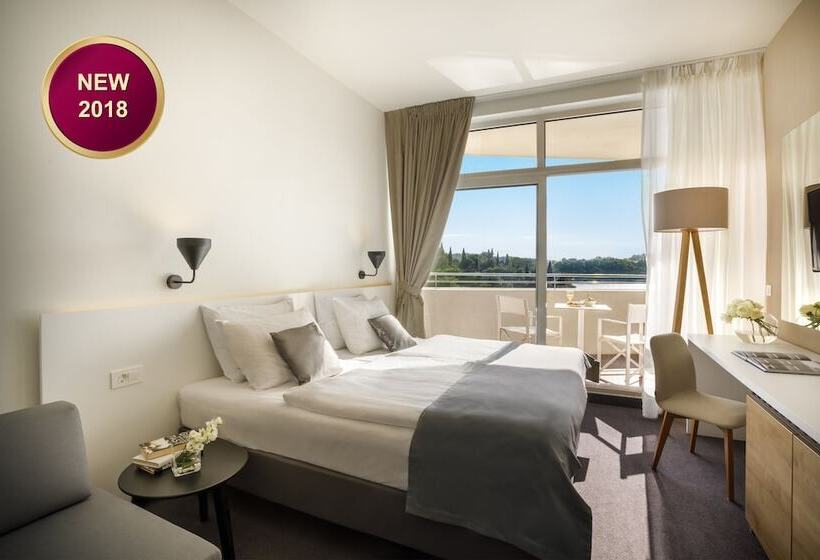 اتاق پرمیوم با چشم‌انداز دریا, Remisens Hotel Albatros All Inclusive