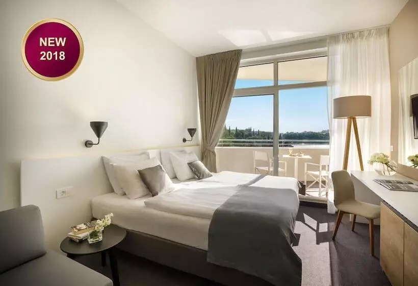 اتاق پرمیوم با چشم‌انداز دریا, Remisens Hotel Albatros All Inclusive