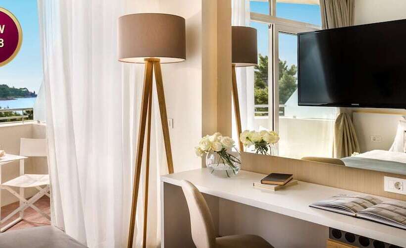 발코니가 있는 바다 전망 수피리어 룸, Remisens Hotel Albatros All Inclusive