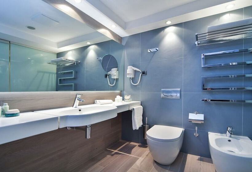 סוויטת ג'וניור נוף לים, Rmh Lopud Lafodia Resort & Wellness