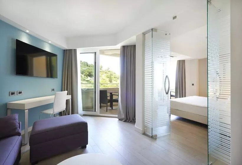 片側に海が見えるデラックスルーム, Rmh Lopud Lafodia Resort & Wellness