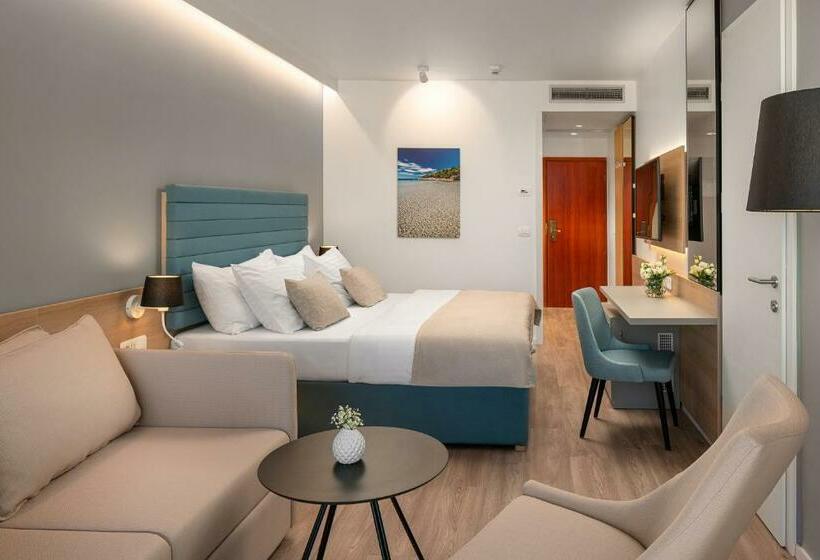 اتاق سوپریور خانوادگی, Valamar Meteor