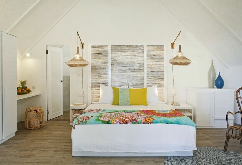 Camera Standard, La Pirogue Mauritius