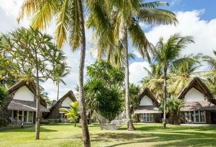بانگلوی ممتاز, La Pirogue Mauritius