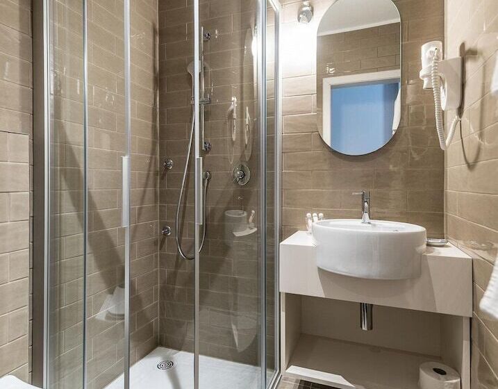 اتاق راحتی, Mrak Superior