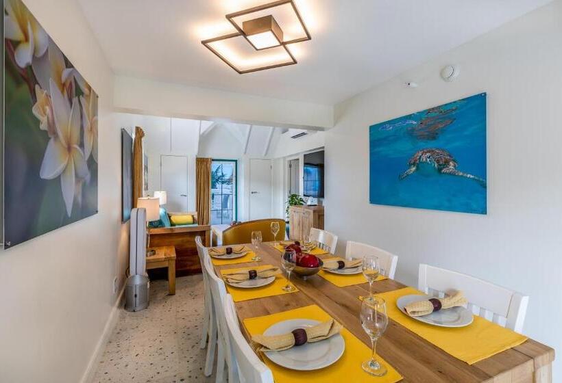 סוויטה, Amsterdam Manor Beach Resort