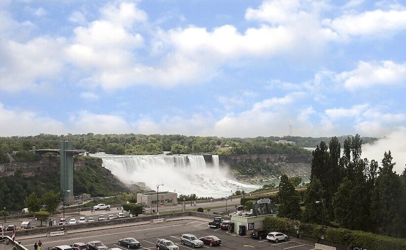 Номер Стандарт 2 Двуспальные Кровати, Crowne Plaza Hotel Niagara Falls/falls View, An Ihg