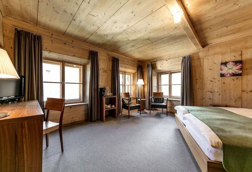 Классический Номер, Engadiner Boutique Hotel Guardaval