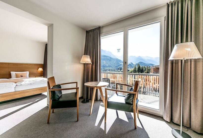 Полулюкс, Engadiner Boutique Hotel Guardaval