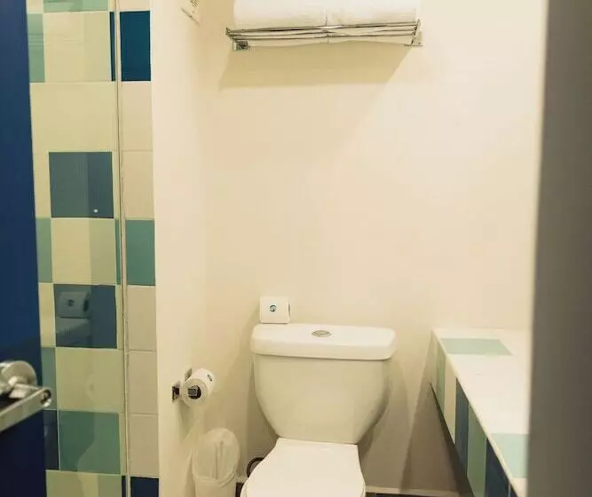 デラックスルーム, Fontan Ixtapa