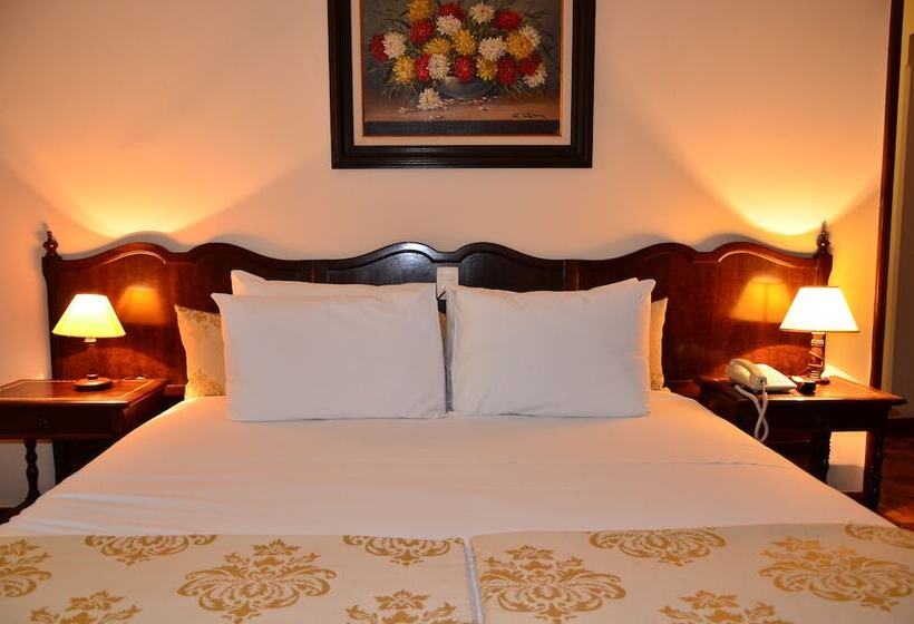 Quarto Deluxe, Gloria Resort & Convention