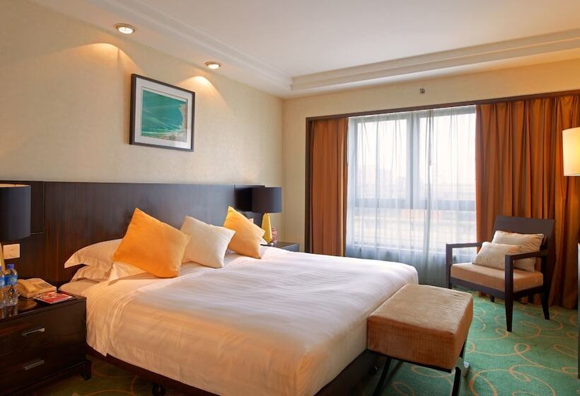 Club Suite, Guo Ji Yi Yuan