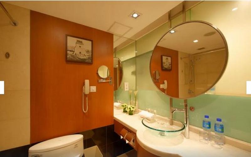 Pokój Club, Guo Ji Yi Yuan