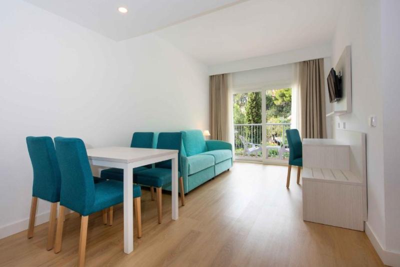 Pokój Deluxe, Guo Ji Yi Yuan