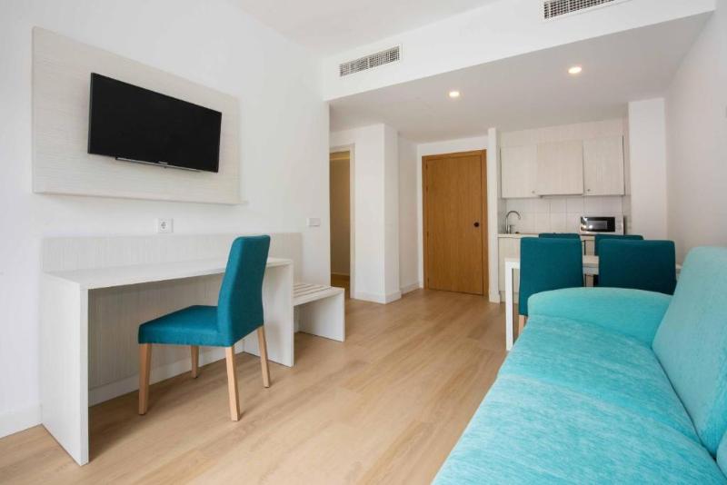 Pokój Deluxe, Guo Ji Yi Yuan