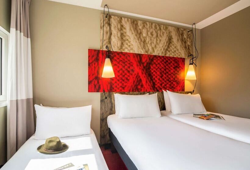 Superior Room, Ibis Schiphol Amsterdam Airport