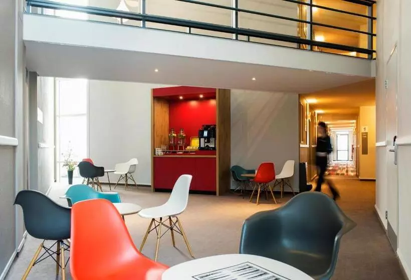Superior Room, Ibis Schiphol Amsterdam Airport