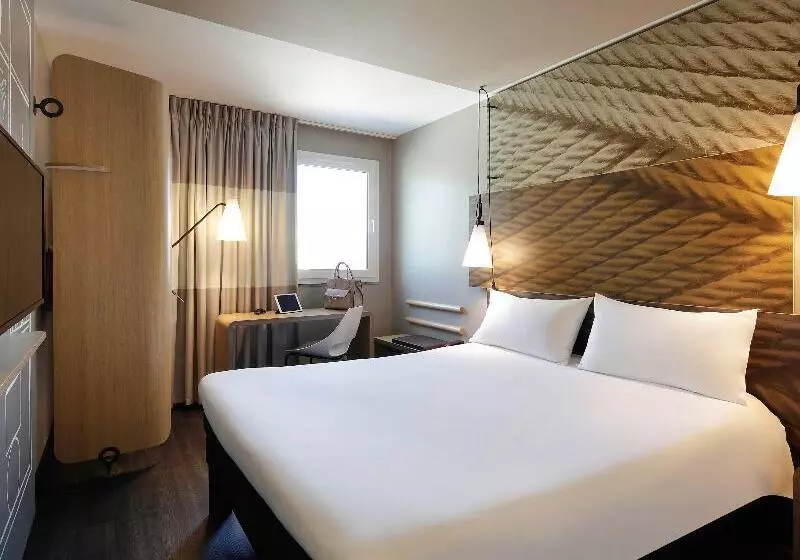 اتاق کلاسیک, Ibis Porto Gaia
