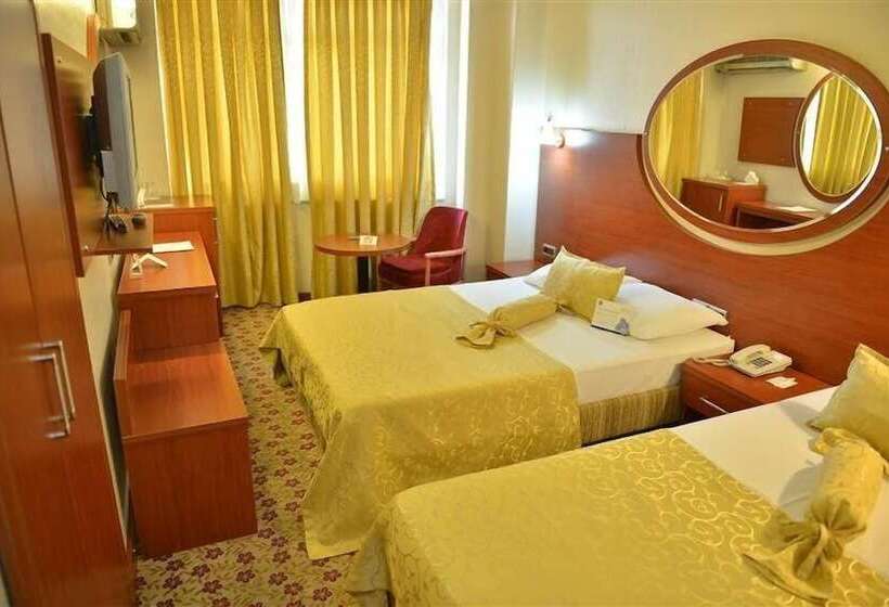 اتاق استاندارد سه نفره, Inci