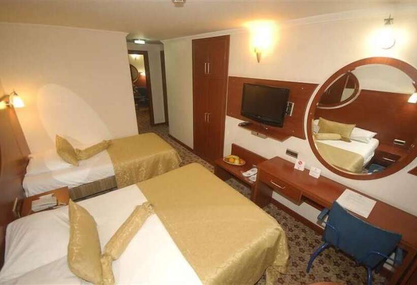 اتاق استاندارد سه نفره, Inci